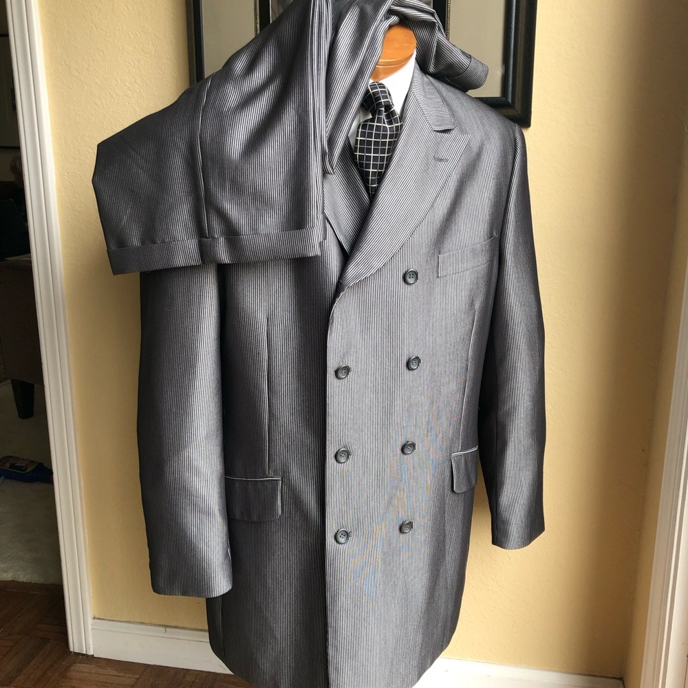 COPY - Caravelli Double Breasted Pinstripe Zoot Suit 42R